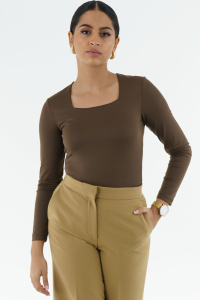 BASIC FITTED TOP