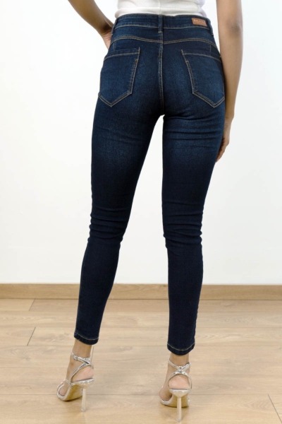 PUSH UP JEANS